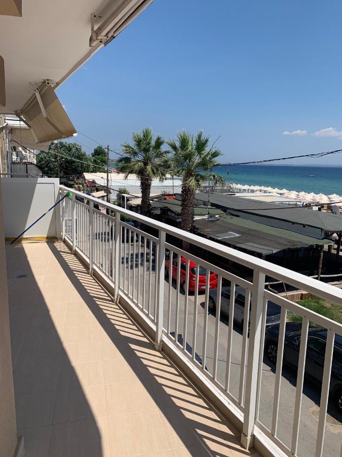 Villa "Breeze" Front To The Sea - Hakidiki Flogita Esterno foto