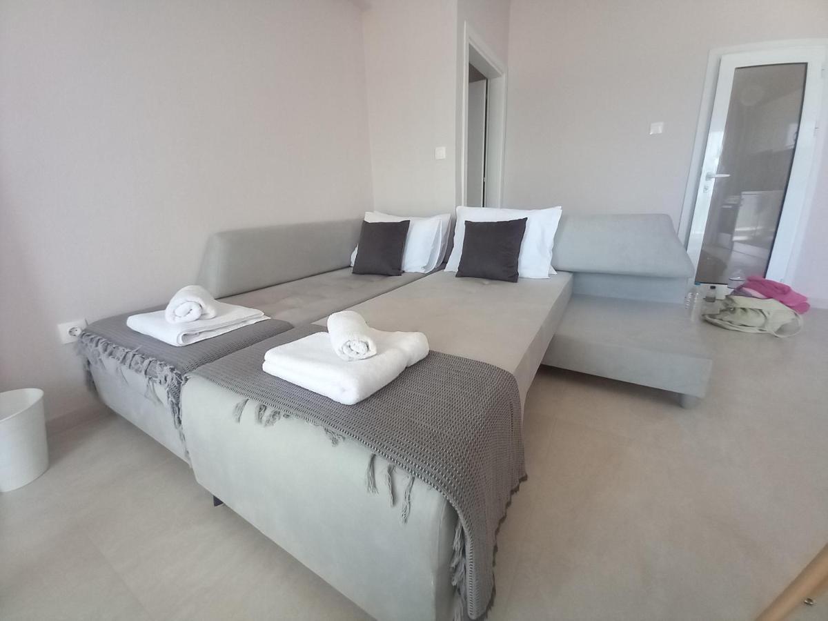 Villa "Breeze" Front To The Sea - Hakidiki Flogita Esterno foto